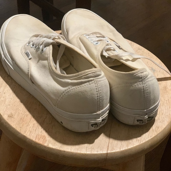 2 pairs of Vans used 7.5 - Picture 4 of 13